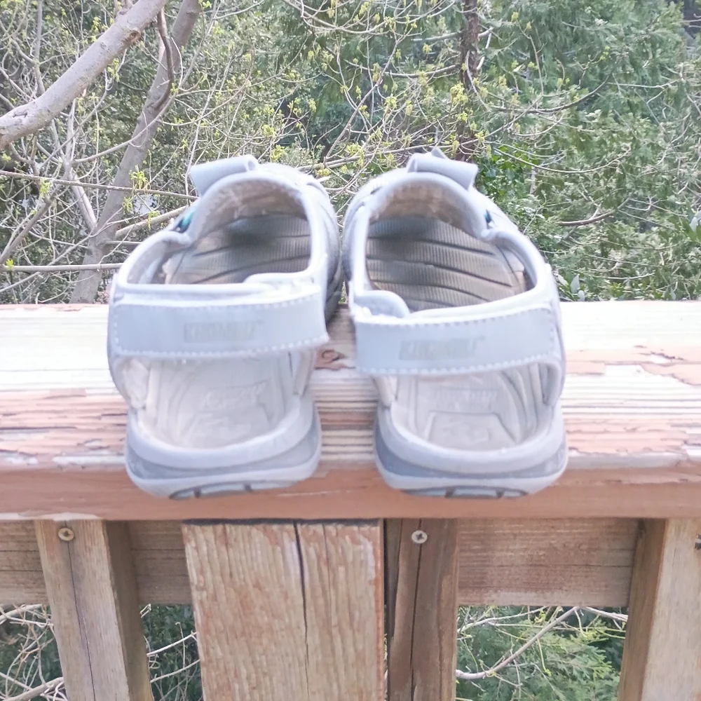 Khombu Ashley Gray Women's Sandals Sz 7